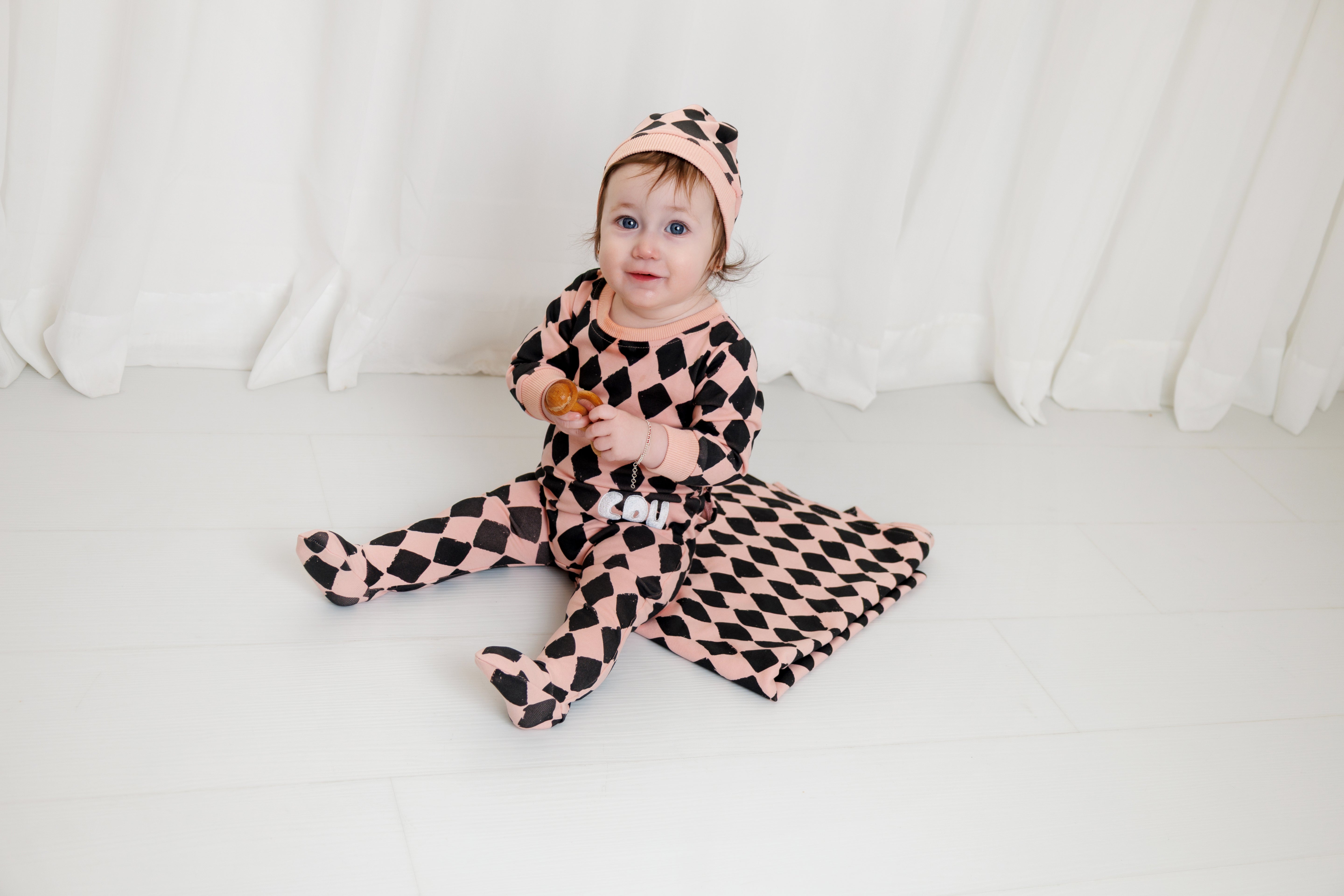 Bold Bebe - Receiving Blanket (Girls)