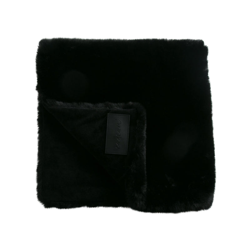 Black blanket